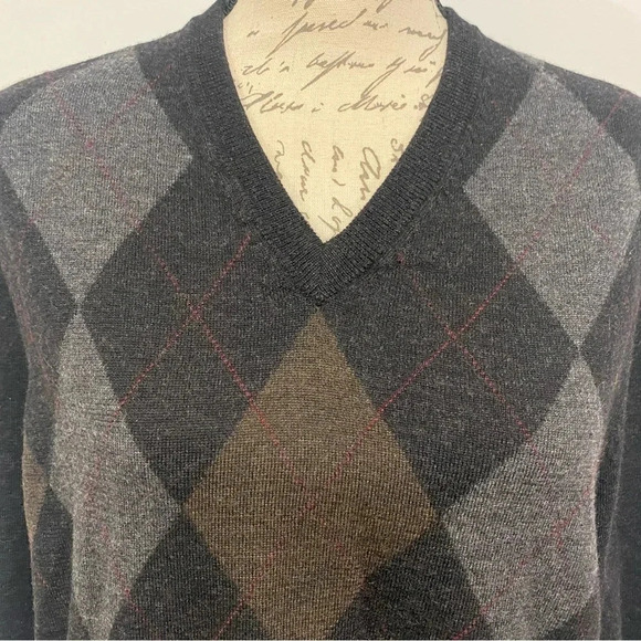 Brooks Brothers 346 100% Merino Wool Argyle Sweater Size Large Black Gray Tan - Picture 2 of 7